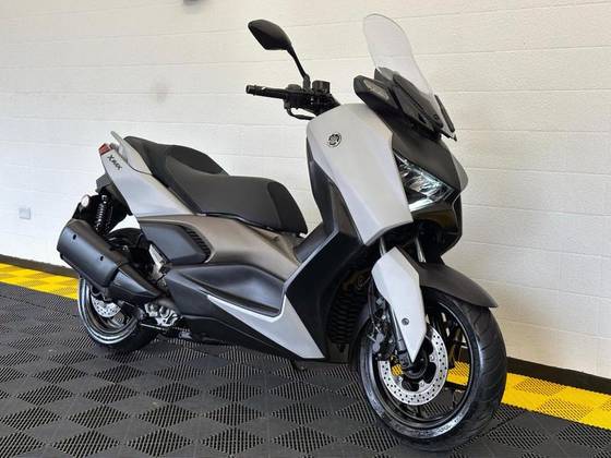 YAMAHA XMAX 250 CONNECTED ABS 